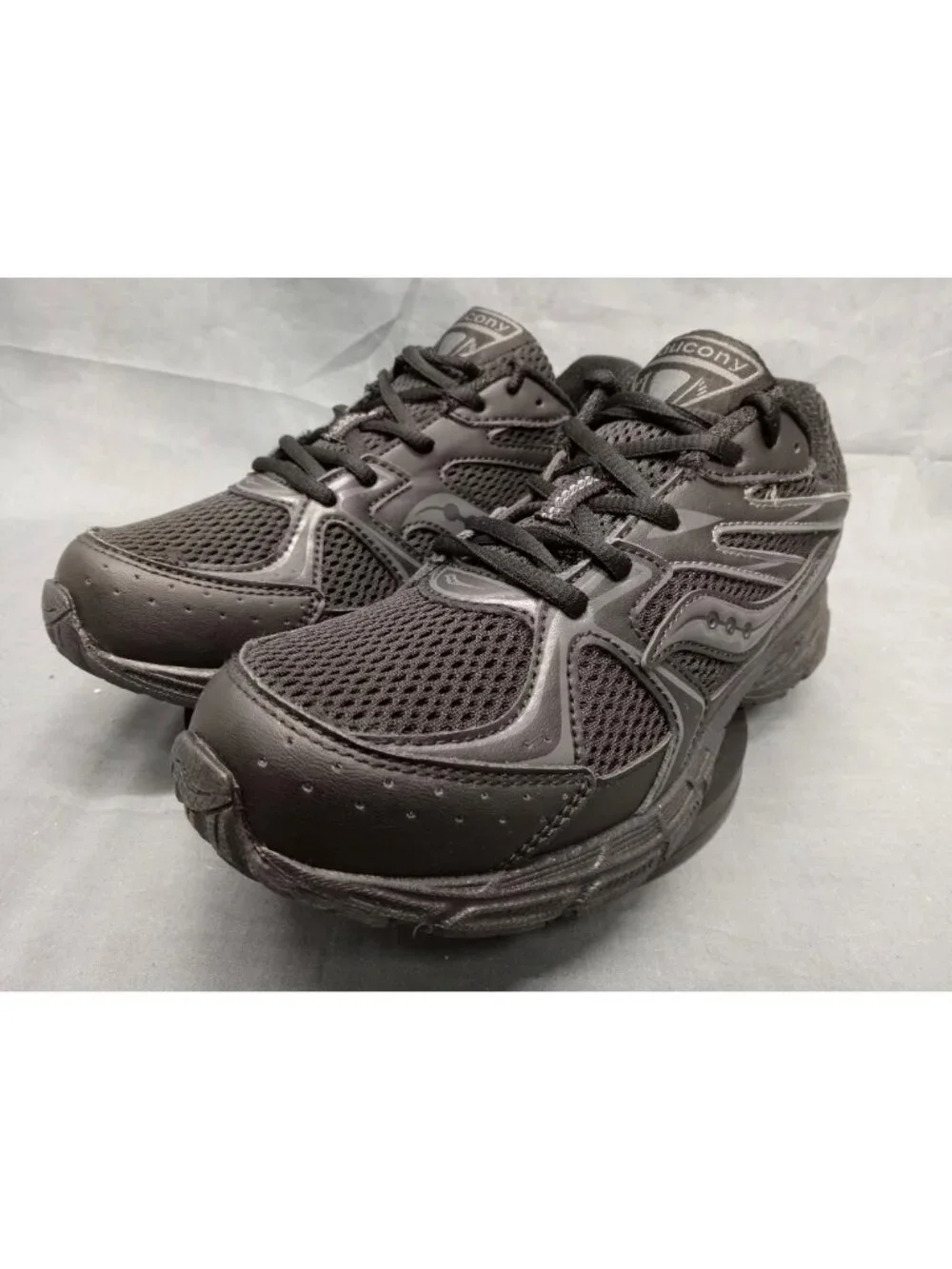 Saucony Ride Millennium Kidz (GS) Double Black Boys Size 7 NEW NO BOX!